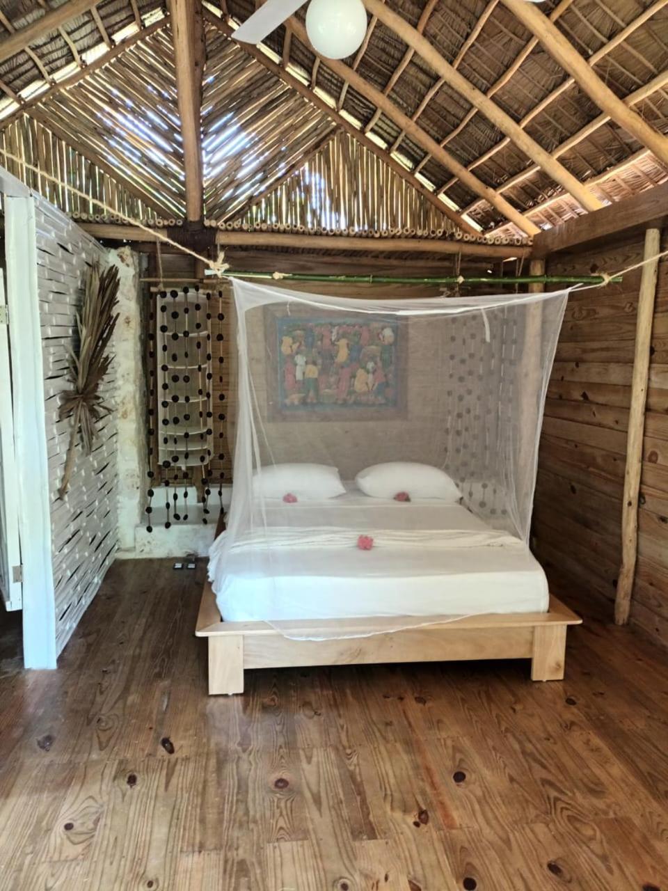 Samo Eco Lodge ลาสแตร์เรนาส ภายนอก รูปภาพ